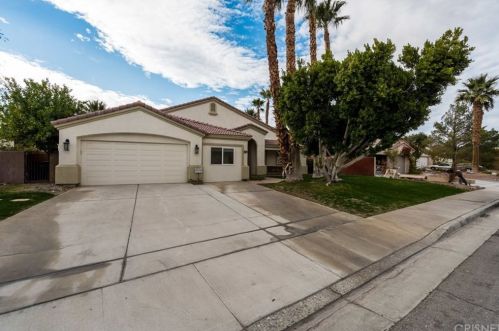 3390 Circulo San Sorrento Rd, Palm Springs, CA 92262-1757