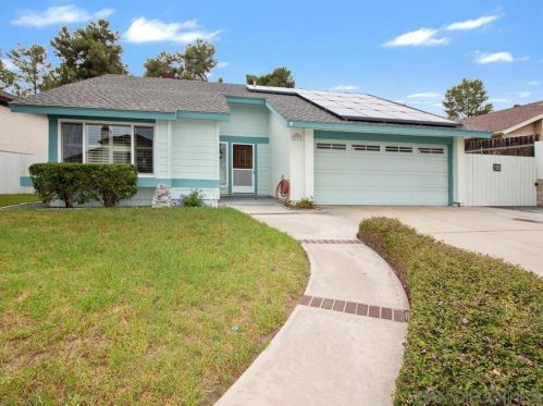 3571 Newland Rd, Oceanside, CA 92056-4923