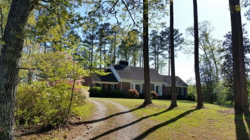 447 Twin Ponds Rd, Lawrenceville, VA 23868-3822