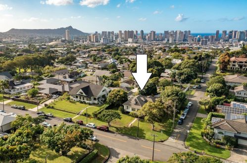 2105 Kamehameha Ave, Honolulu, HI 96822-2104
