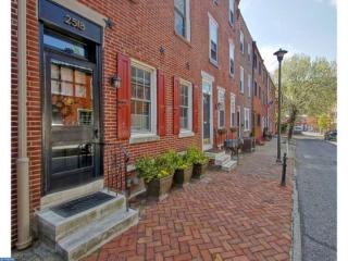 2518 Naudain St, Philadelphia, PA 19146-1032