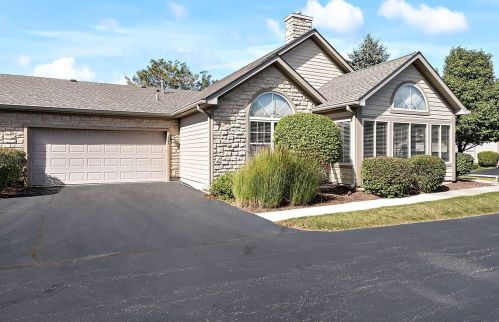 1904 Timbers Edge Cir, Joliet, IL 60431-1561