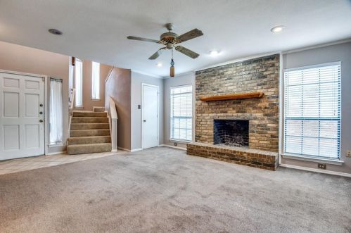 2440 Pecan Grove Ct, Irving TX  75060-6559 exterior