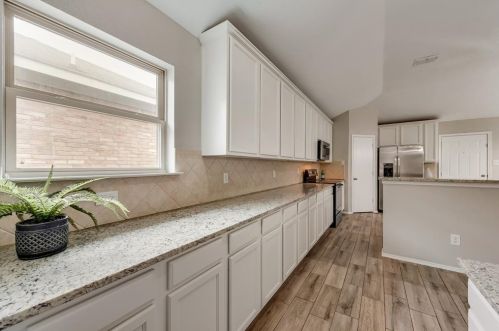 6408 Waterhill Ln, Fort Worth TX  76179-4160 exterior