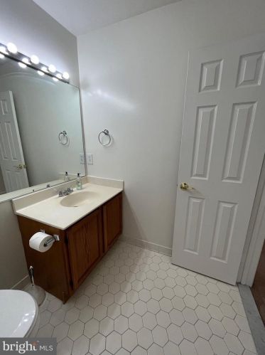 7 Dawn Vw Ct, Silver Spring MD 20904-1252 exterior