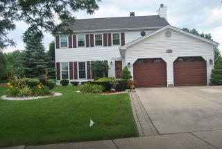 950 Cherry Cir, Hanover Park, IL 60103-5128