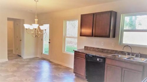 1177 To Lani Path, Stone Mountain, GA 30083