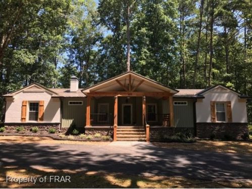 827 Clearwater Dr, Sanford, NC 27330-9071