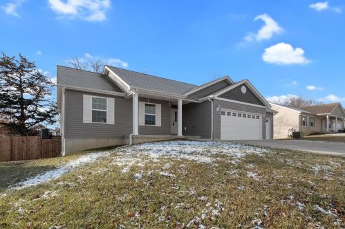 1003 Worthington Dr, Pendleton, MO 63383-2239