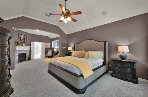 9010 Willow Spg Ln, Conroe TX  77302-3496 exterior