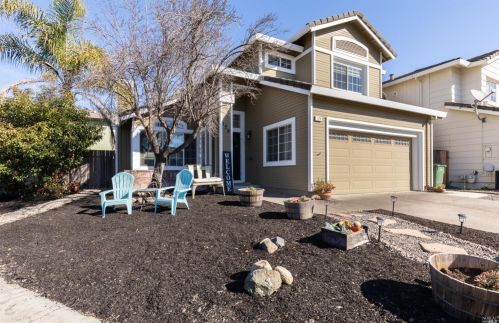 179 Flametree Cir, Windsor, CA 95492-8104