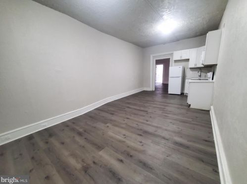 4952 Chestnut St, Philadelphia, PA 19139-3516