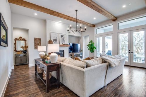 5132 Steinbeck St, Carrollton TX 75010 exterior