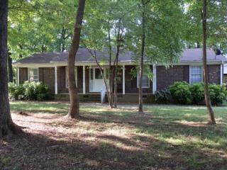 941 Dogwood Ln, Graham, NC 27253-4619