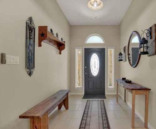 225 Dark Forrest, Uhland, TX 78640-2509