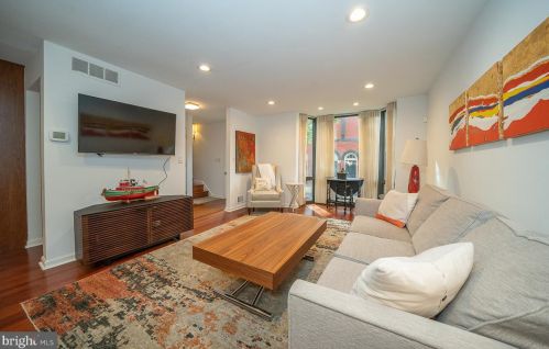 2023 Chancellor St, Philadelphia PA 19103-5604 exterior