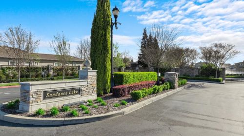 3805 Bayview Dr, Modesto, CA 95355-7322