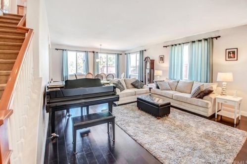1093 Augusta Cir, Oceanside, CA 92057-2734