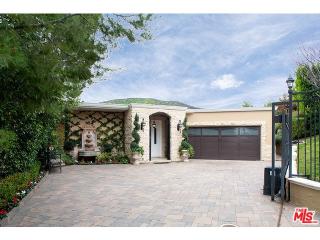 1399 Casiano Rd, Los Angeles, CA 90049-1615