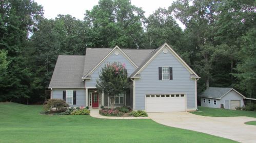 114 Hidden Springs Dr, Lagrange, GA 30240-7596