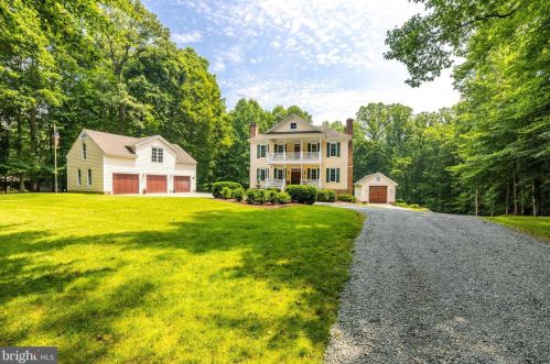 7615 Tiffany Ct, Clifton, VA 20124-1808