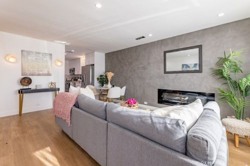 4731 El Segundo Blvd, Hawthorne CA  90250-4202 exterior