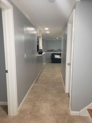 461 Wall St, Hebron CT  06248-1330 exterior