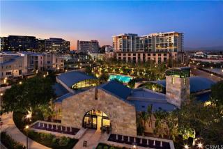 601 Rockefeller, Irvine CA  92612-7176 exterior