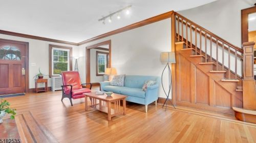 18 Pierson Rd, Maplewood NJ 07040-3409 exterior