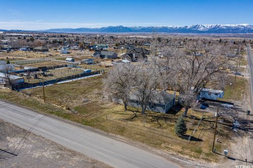 590 200, Mount Pleasant UT 84647-1233 exterior