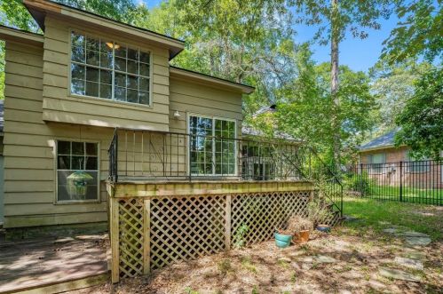 203 Deep Dl Ln, Conroe TX  77304-1249 exterior