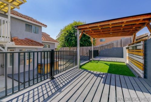 335 Palomar St, Chula Vista CA  91911-3729 exterior