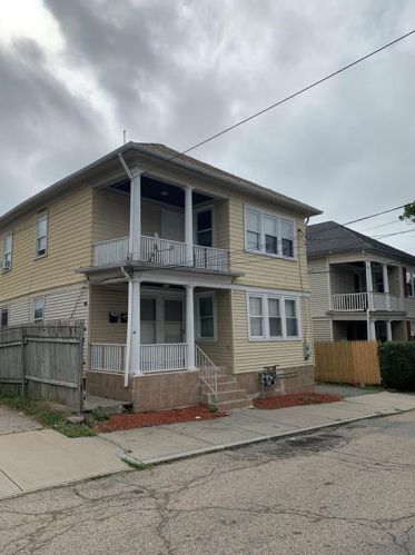 37 Sears Ave, Providence, RI 02908-5233