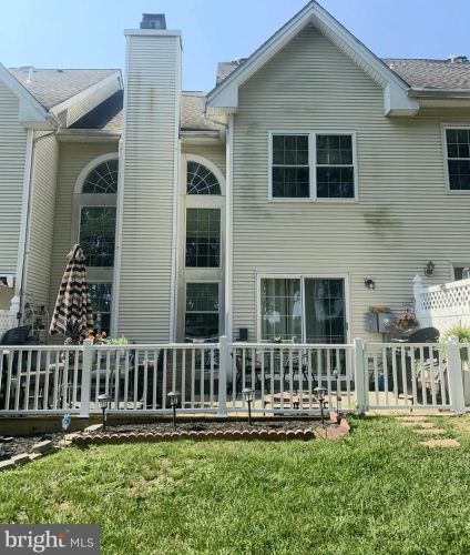 26 La Costa Dr, Blenheim, NJ 08012-5533