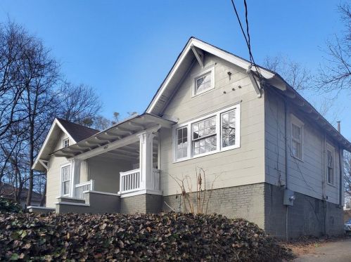 1667 Carroll Dr, Atlanta GA  30318-3663 exterior