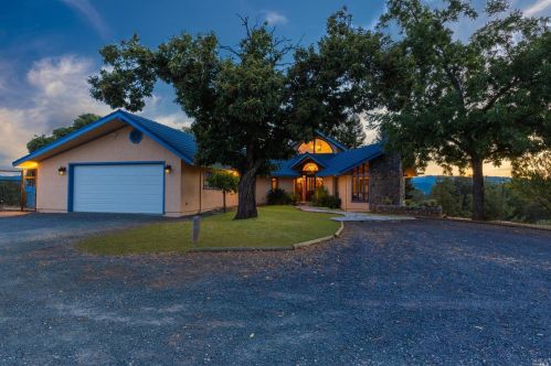 4781 Eastside Calpella Rd, Ukiah CA  95482-9469 exterior