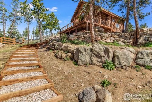 585 Redstone Dr, Bellvue CO 80512-6309 exterior