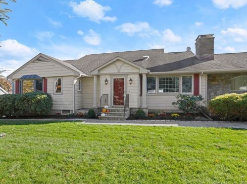 10 Marvin St, Norwalk, CT 06855-2814