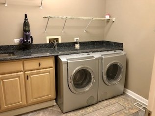 10 Loblolly Ct, Lemont IL  60439-7744 exterior