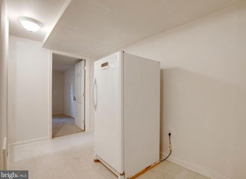 7321 Lamar Dr, Springfield VA  exterior