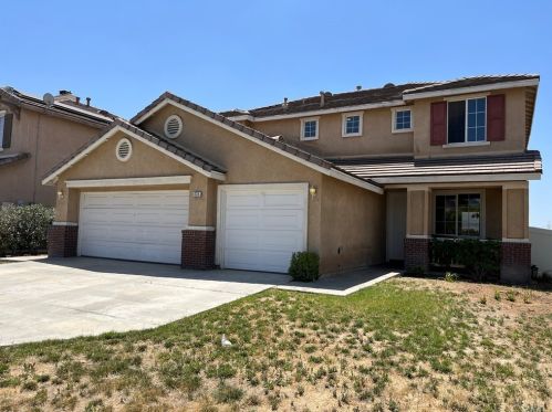 835 Finnegan Way, Perris, CA 92571-7633