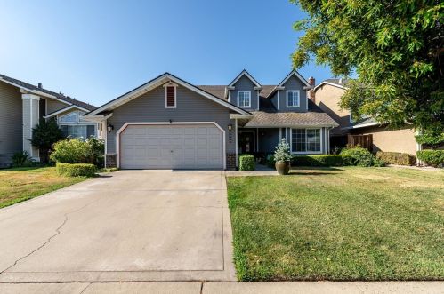 2828 Woodmont Cir, Modesto, CA 95355-9134