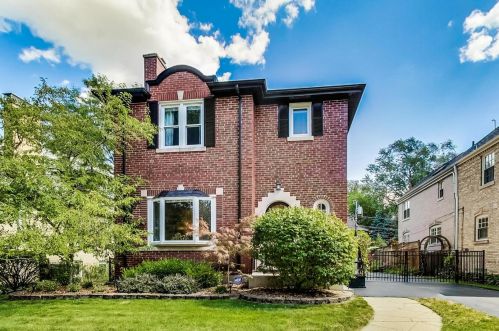 6651 Loron Ave, Chicago, IL 60646-2709