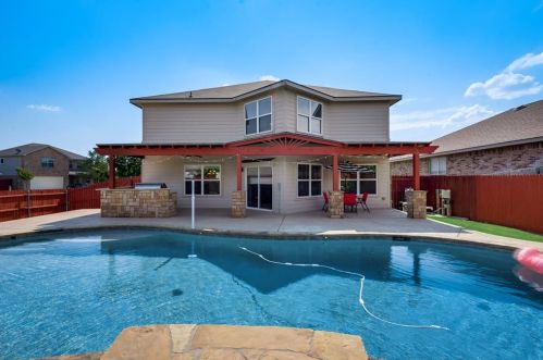 2153 Vly Frg Trl, Fort Worth TX  76140-1869 exterior