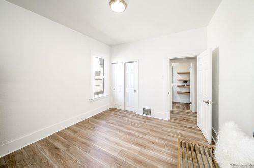 3215 York St, Denver CO  80205-4164 exterior