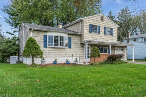 107 Pleasant View Rd, Hackettstown NJ  07840-1017 exterior