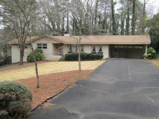 1201 Sherwood Dr, Dalton, GA 30720-5154