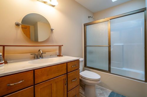 600 Rand St, Hobart IN  46342-2324 exterior