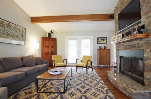 235 Hillside Dr, Atlanta GA  30342-3623 exterior
