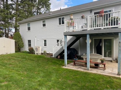 42 Raynor St, Southington, CT 06489-3040